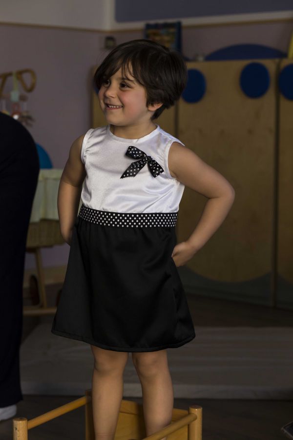 sfilata-anni-dolci-1290F294B0-8A92-9C74-6692-CC3BC489A82E.jpg
